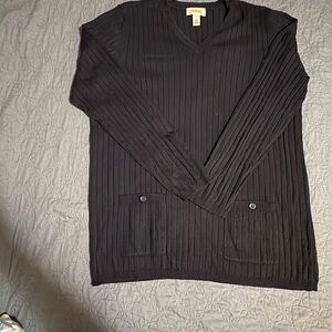 TALBOTS Vintage black ribbed knit V-neck sweater with pockets Size L